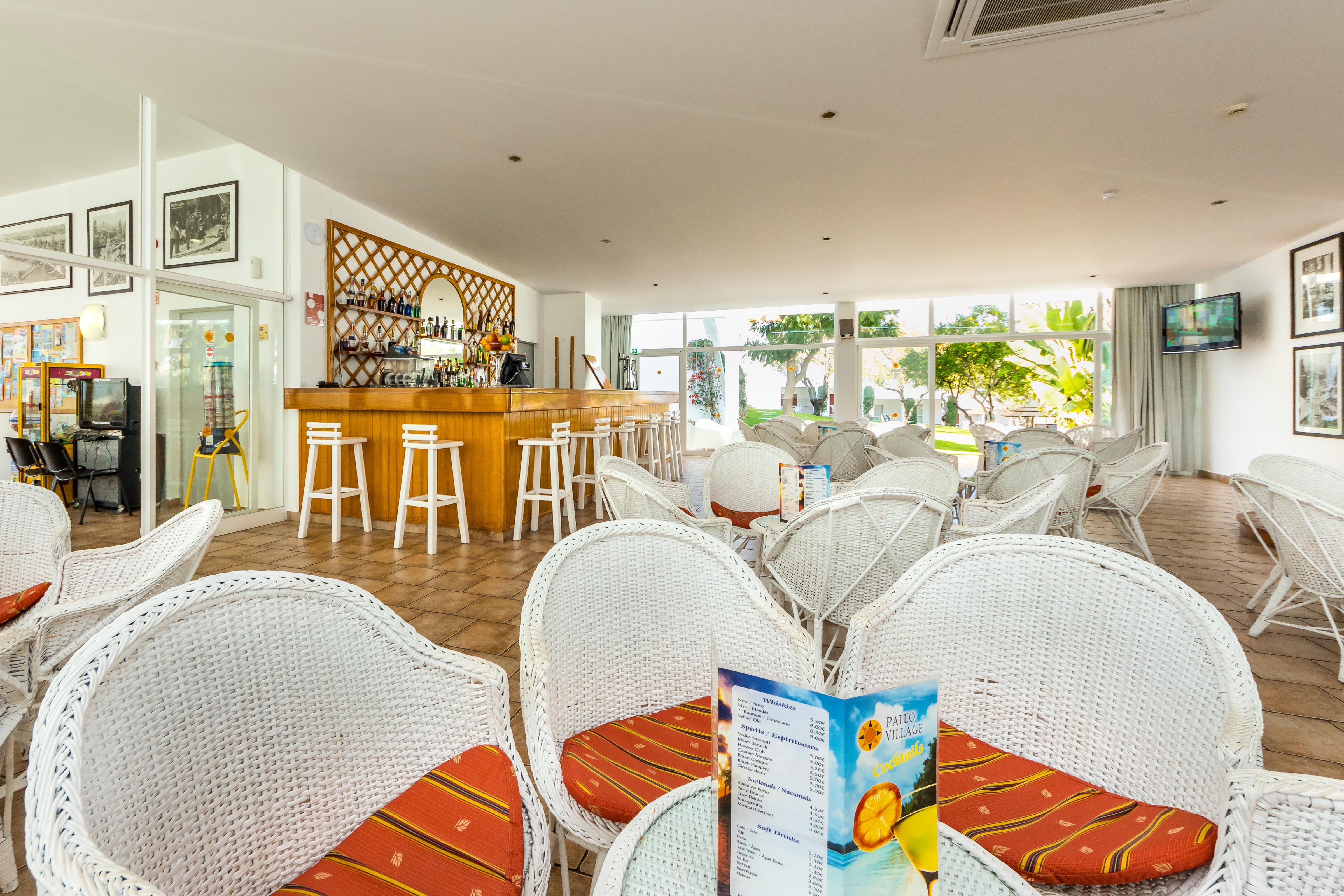 Apart-hotel Pateo Village